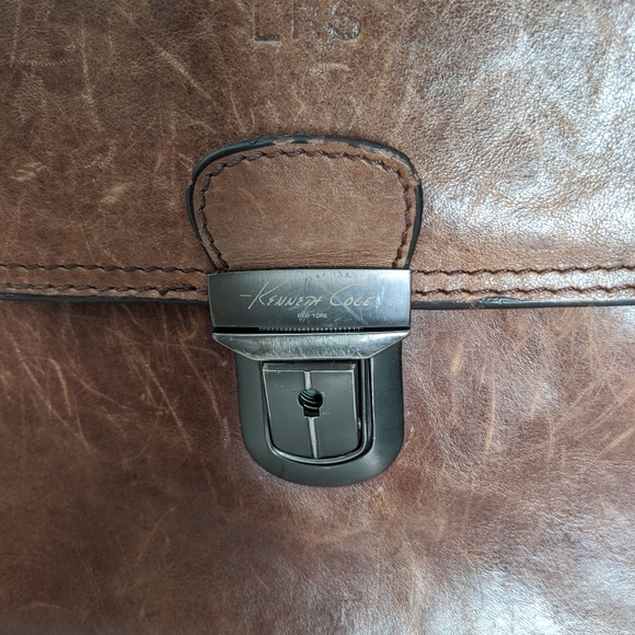 Kenneth Cole Briefcase - Picture 7 of 9